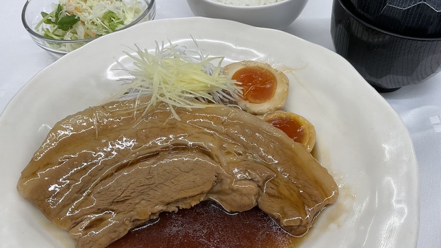 角煮定食（青森県産　美保野ポーク使用）