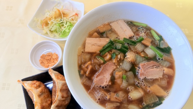 スタミナラーメン（揚げ餃子付き）